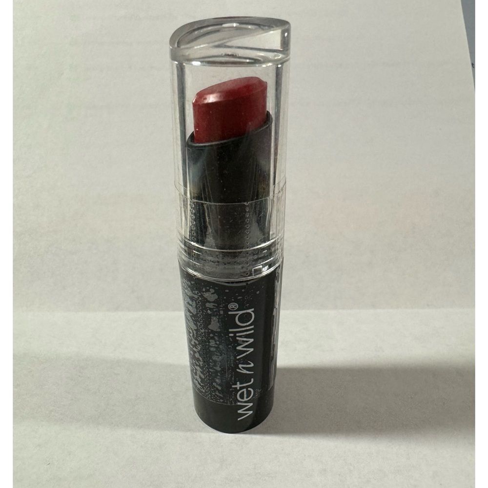 Wet N Wild Lip Color Lipstick #911D STOPLIGHT RED Factory Sealed NEW